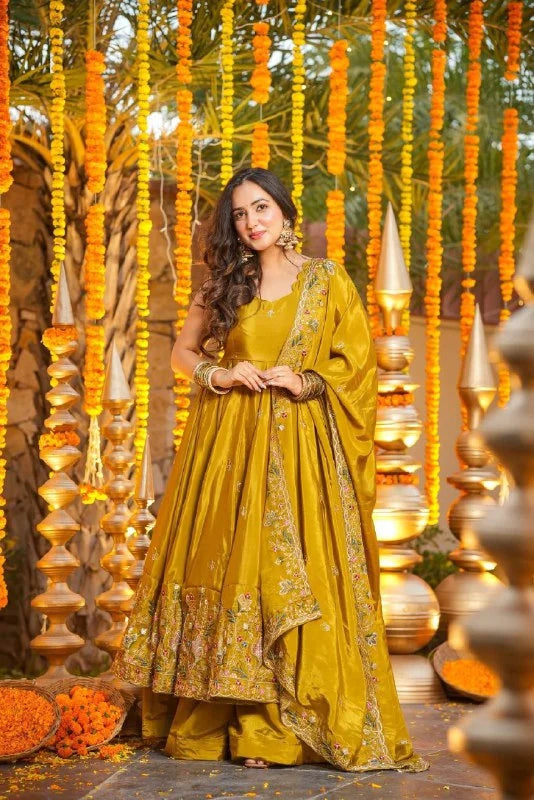 Amrapali Trend Royal Look Natural Crepe Silk Anarkali Suit