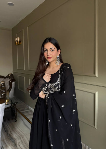 Amrapali Trend Heavy Fox Georgette Designer Anarkali Gown Set with Dupatta