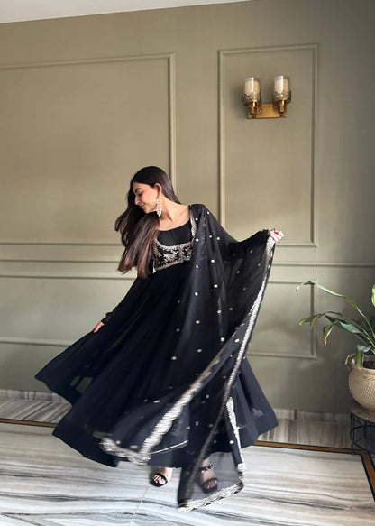 Amrapali Trend Heavy Fox Georgette Designer Anarkali Gown Set with Dupatta