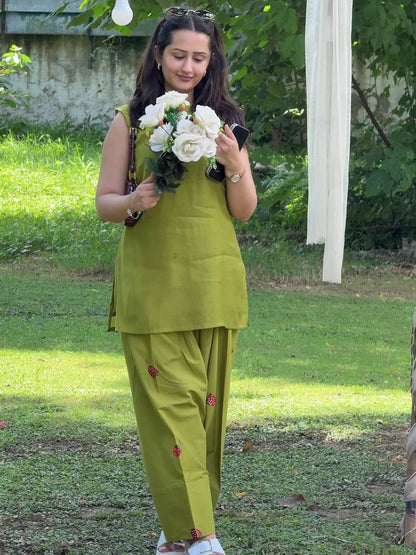 signer Mal Chanderi Cotton FarsDehi Salwar Suit with Multi Needle Embroidery & Fancy Border – Wedding, Festive & Party Wear